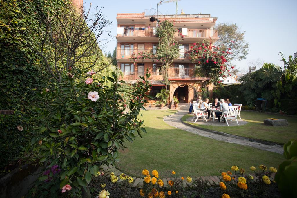 Maya Guest House Thimi Exterior photo