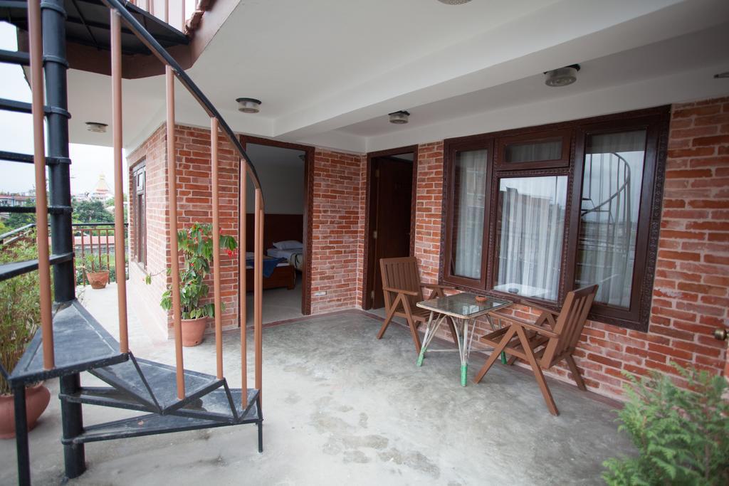 Maya Guest House Thimi Exterior photo
