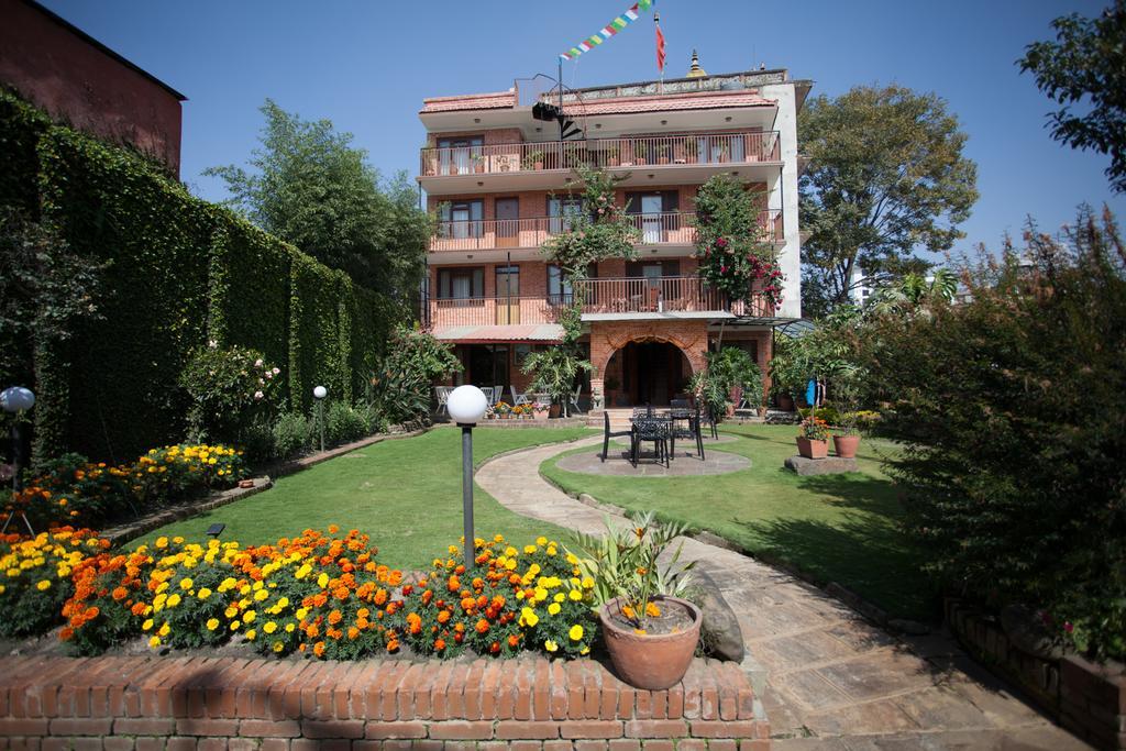Maya Guest House Thimi Exterior photo