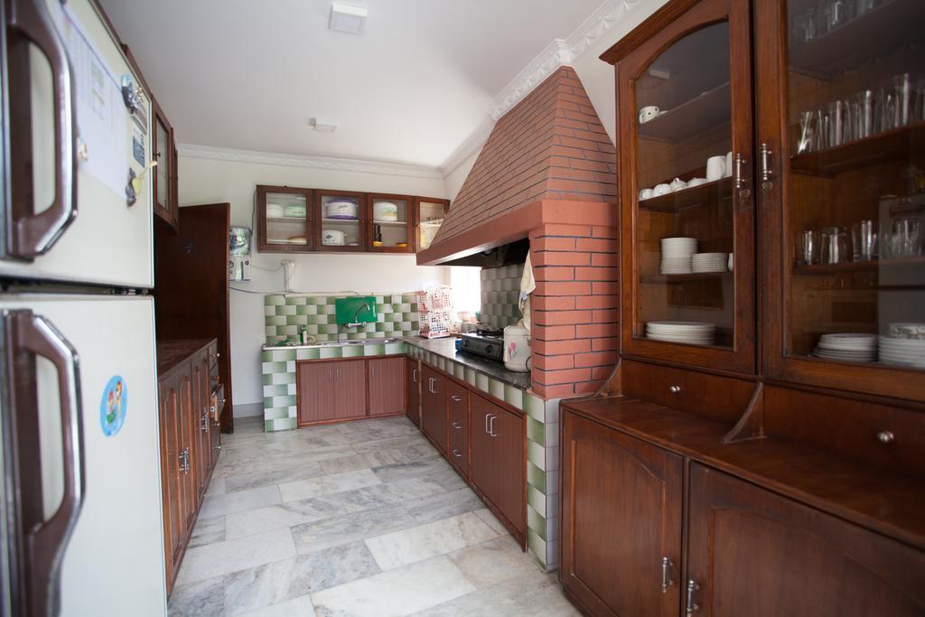 Maya Guest House Thimi Exterior photo